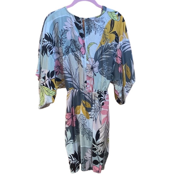 Lovestitch Flowy Blouse / size Sm. / Swimsuit coverup - Picture 7 of 15